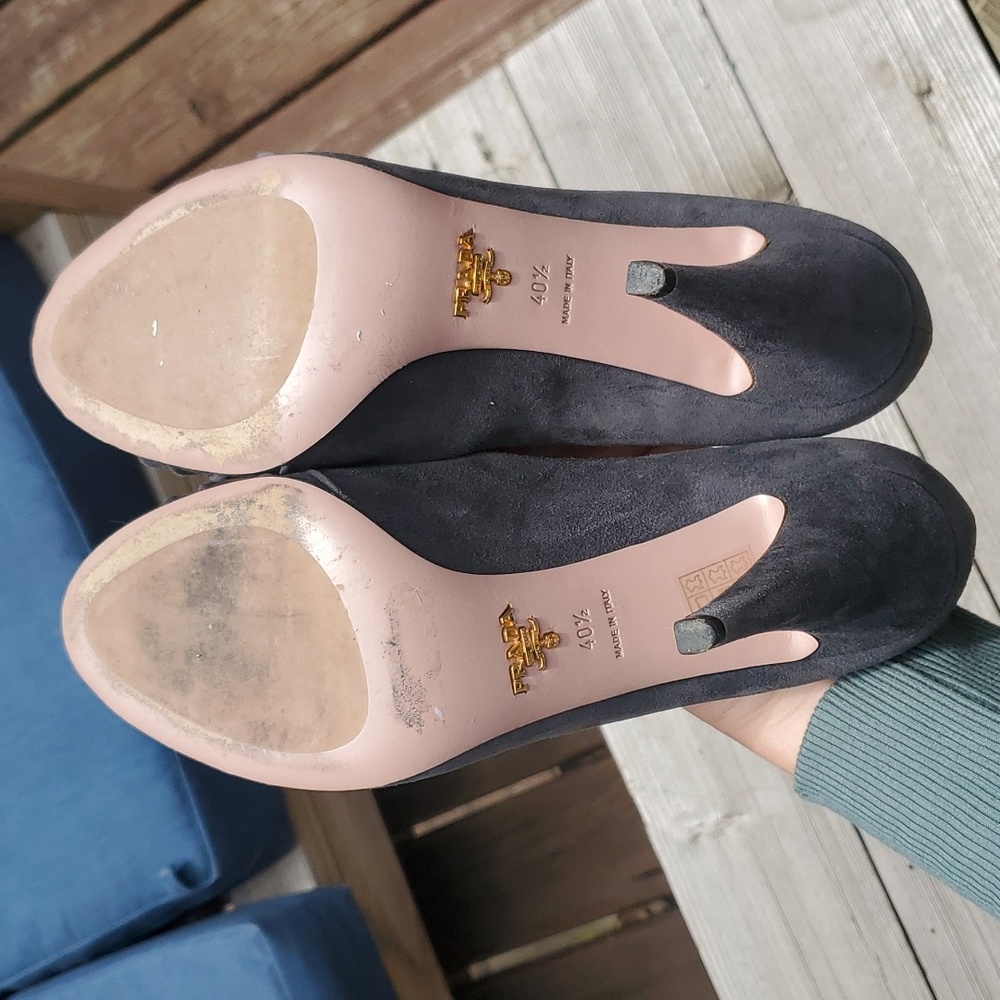 Prada suede peeptoe pumps with rosette - Picture 5 of 5